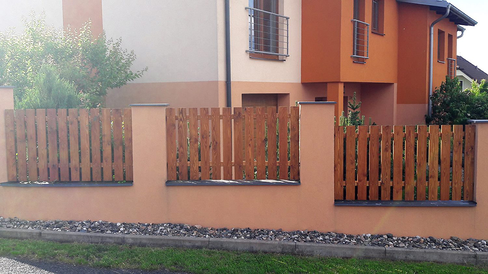 Fotogalerie modřínový plot