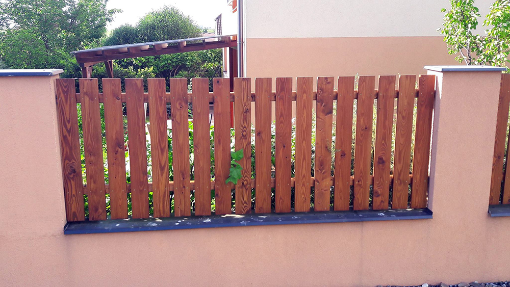Fotogalerie modřínový plot